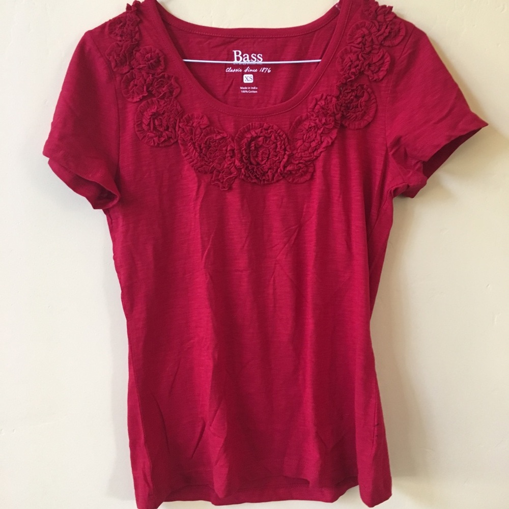 🌸Red carnation t shirt🌸
